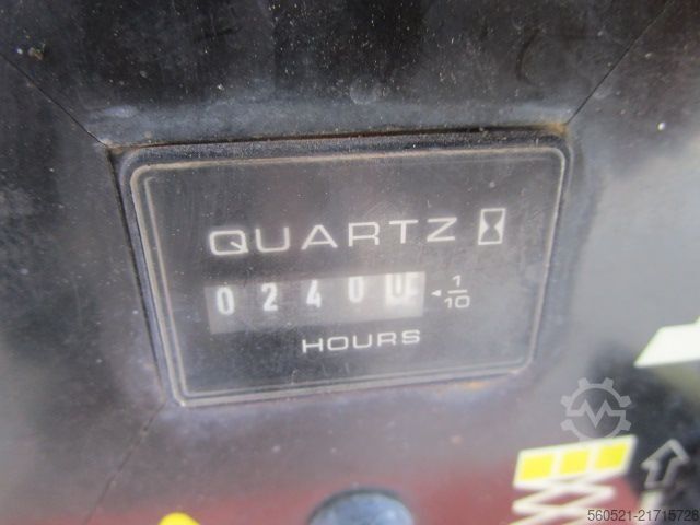 Sakse lift JLG M3369 - 4x4 - 10m Plattformhöhe