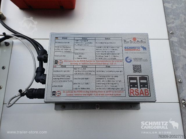 Otevřený návěs s plachtou Schmitz Cargobull Curtainsider Standard Getränke
