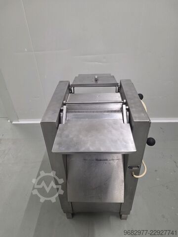 Vleesverwerkingsmachine Maja SAM 350