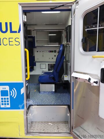 Ambulance Iveco 50C21 Daily Ambulanz