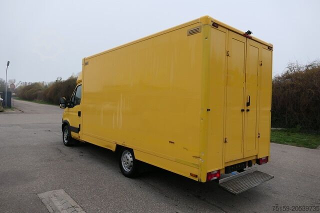 Furgoneta caja iveco Daily 35 S11 C30C AUTOMATIK KAMERA Regale LUFT DURCHGANG EURO-5 CoC