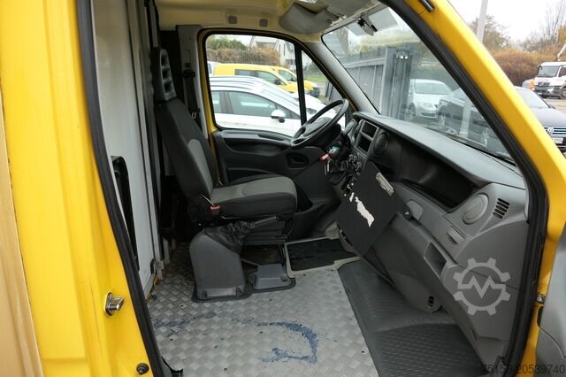 Furgoneta caja iveco Daily 35 S11 C30C AUTOMATIK KAMERA Regale LUFT DURCHGANG EURO-5 CoC