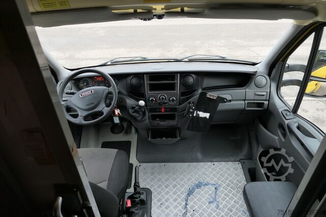 Furgoneta caja iveco Daily 35 S11 C30C AUTOMATIK KAMERA Regale LUFT DURCHGANG EURO-5 CoC