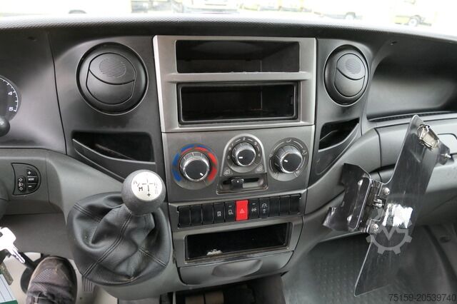 Furgoneta caja iveco Daily 35 S11 C30C AUTOMATIK KAMERA Regale LUFT DURCHGANG EURO-5 CoC