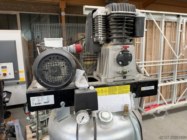 Compressor de pistão vertical Aircraft Airprofi 703/270/10 V