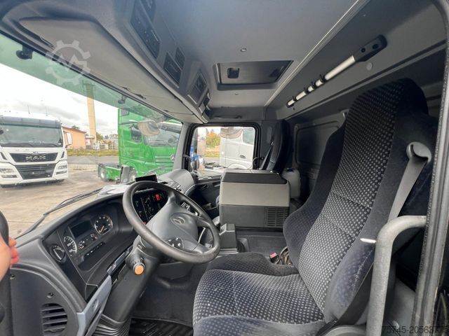 LKW mit Getränkeaufbau MERCEDES-BENZ ATEGO 2529 * VOLLLUFT * WENIG KM * 2T LBW