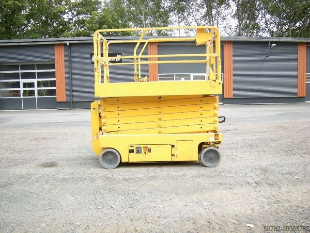 Pracovní plošina GENIE GS 4047 Scherenarbeitsbühne Genie 14 m