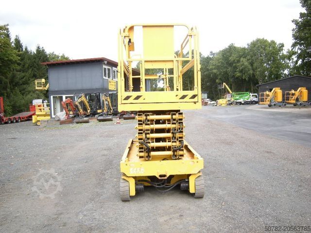 Pracovní plošina GENIE GS 4047 Scherenarbeitsbühne Genie 14 m