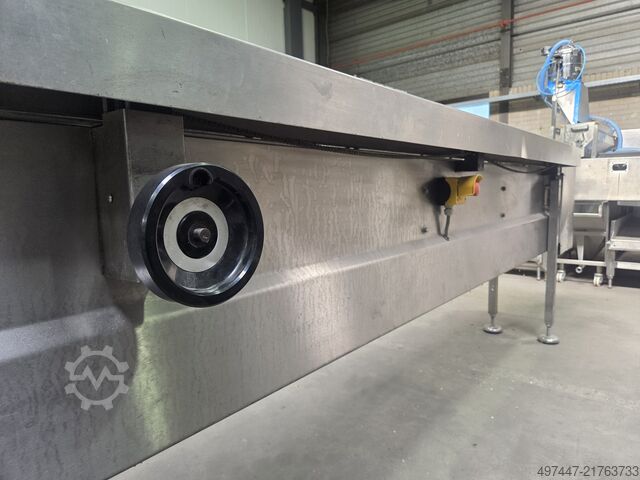 Pozioma maszyna pakująca Ibonhart Ibonhart APH6