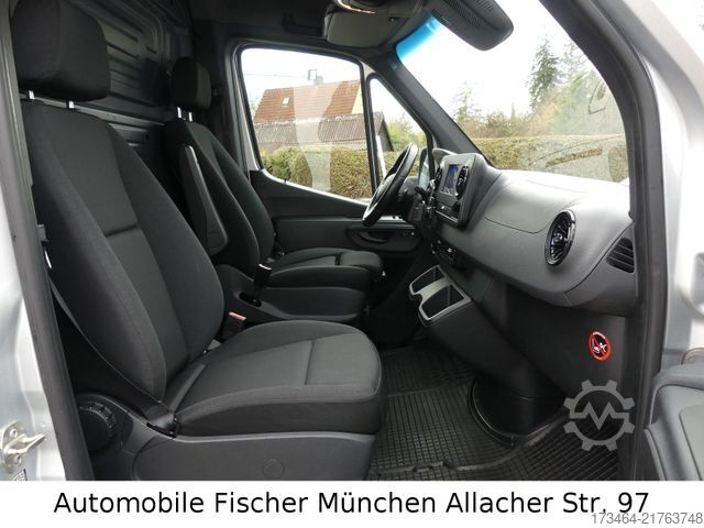 Panelová dodávka MERCEDES-BENZ Sprinter Kasten *SHZ*LED*Bott*Schwingsitz*