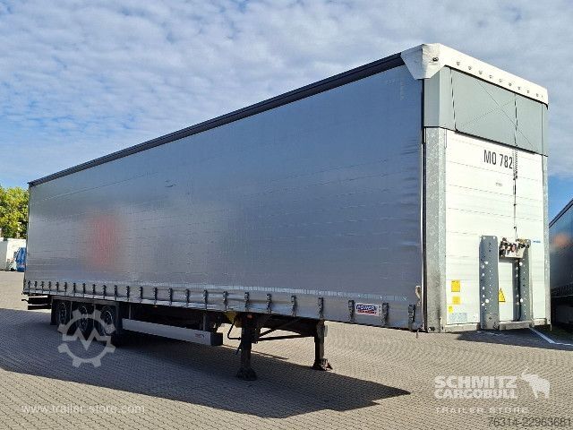 Semi-remorque bâchée Schmitz Cargobull Curtainsider Mega Getränke