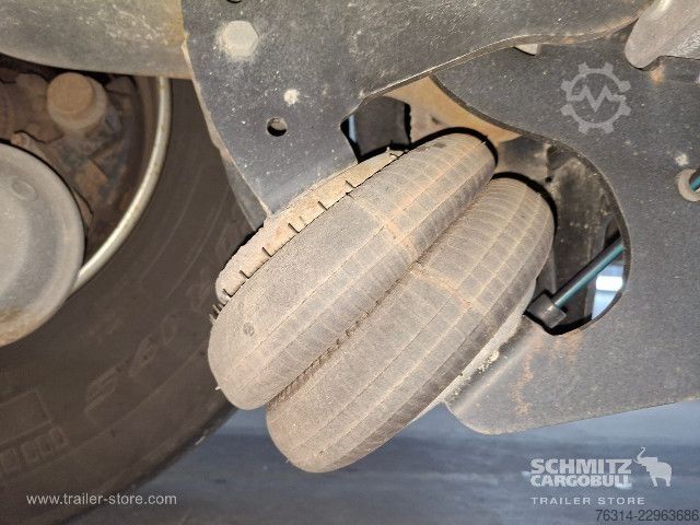 Semi-remorque bâchée Schmitz Cargobull Curtainsider Mega Getränke