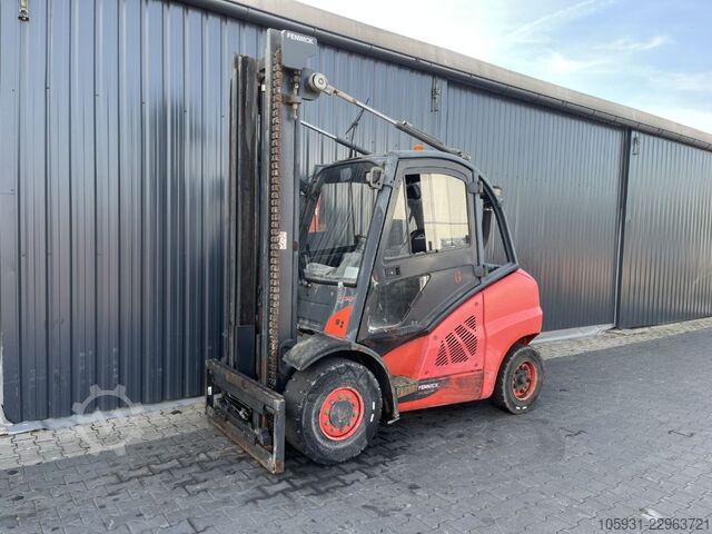 Chariot élévateur à fourche diesel Linde H50D-02