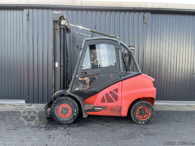 Chariot élévateur à fourche diesel Linde H50D-02
