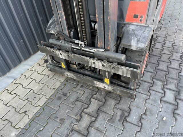 Chariot élévateur à fourche diesel Linde H25D-01