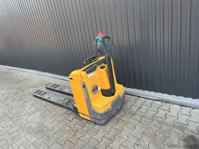 Transpalette manuel Jungheinrich EJE116