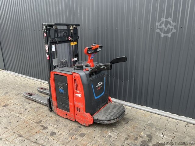 Chariot élévateur à fourche Linde D12AP
