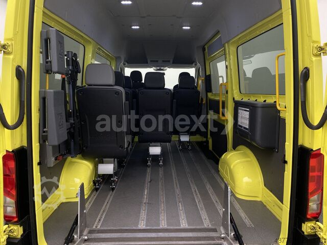 Microbuz VW Crafter 35 Aut. *Rollstuhl-Rampe* 8-Sitze (5615)