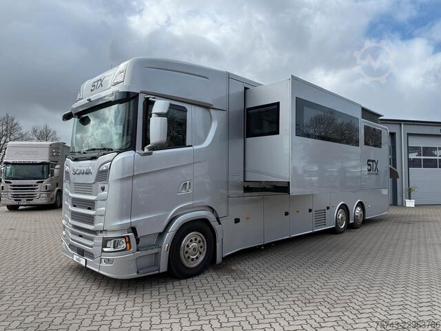 Autorulotă SCANIA S500  STX MOTORHOME GARAGE