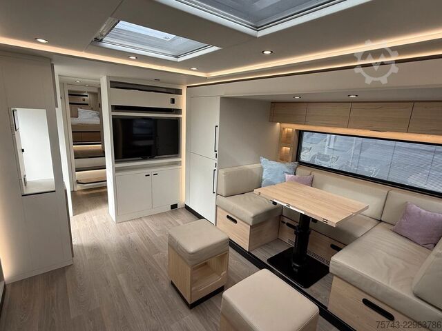 Autorulotă SCANIA S500  STX MOTORHOME GARAGE