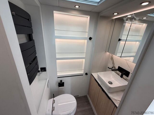 Autorulotă SCANIA S500  STX MOTORHOME GARAGE