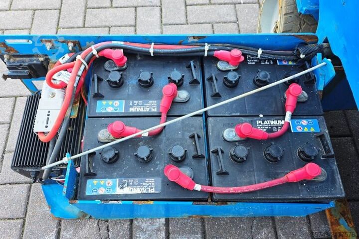 Ollós emelő Genie GS1932 Electric, Working Height 7.8 m, 227kg Capac