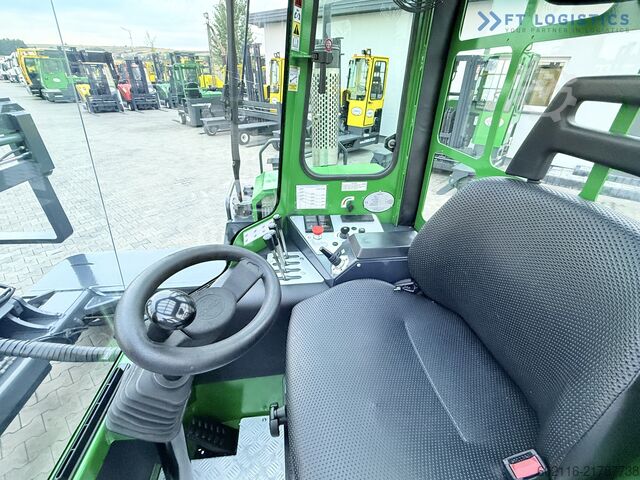 Dört yollu forklift Combilift C4500 DIESEL DUPLEX WIDE FORK POSITIONER