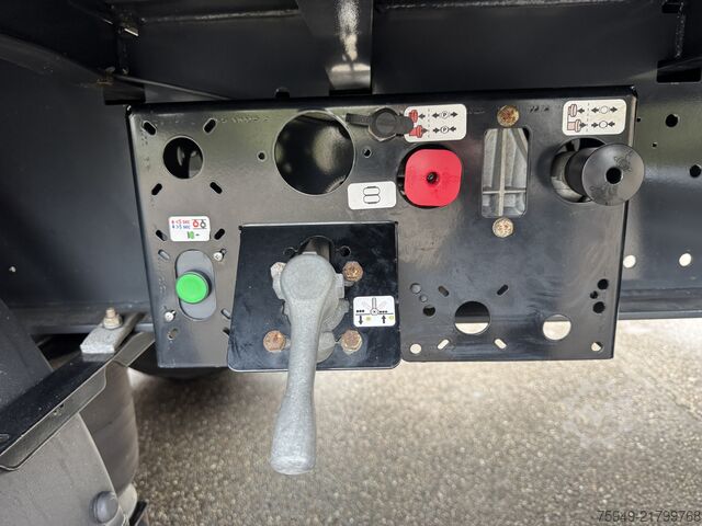 NS-3 skříň na suché zboží, zdvihací náprava, SAF Wielton NS-3 Trockenfracht-Koffer, Liftachse, SA