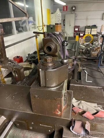 Paralleler Turm TOS Trenčín SUI 80