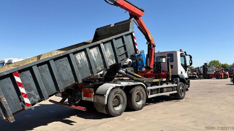 Hakenarmsystem Iveco Trakker 410 (BE TRUCK / PALFINGER PK 18002 + PA...