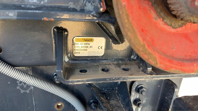 Hakenarmsystem Iveco Trakker 410 (BE TRUCK / PALFINGER PK 18002 + PA...