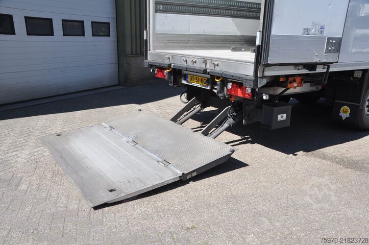 Kølet/frosset transport Schmitz Cargobull N/A THERMO KING SLXi 300 D/E + DHOLLANDIA