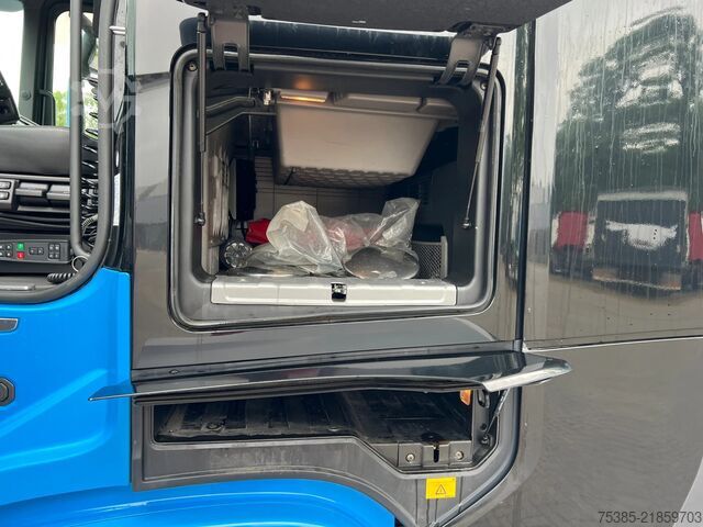 Standard-SZM Scania 580S V8 NGS 4x2 King of Road New Tacho