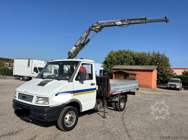 Camião-grua Iveco 49-10 Daily cassone con Gru Hiab 031 4X2
