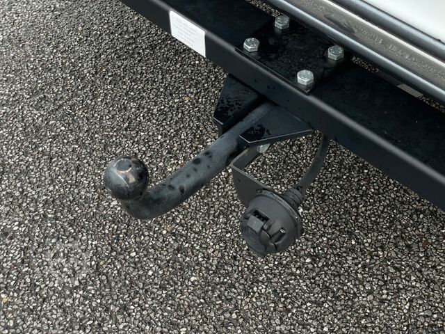 Alkoven Wohnmobil ADRIA Coral 670 XL | *4,5t*Luftfederung*Wechselrichter