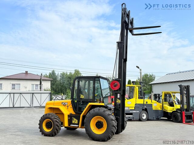 Terrængående gaffeltruck JCB 940 / TRIPLEX 4500 / FREE-LIFT NEW TIRES