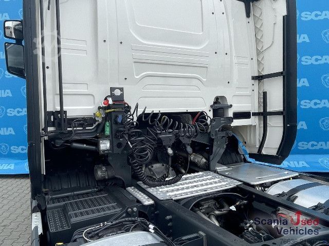 Standart çekici ünitesi Scania R 460 A4x2EB DIFF-L RETARDER MEGA VOLUME ACC