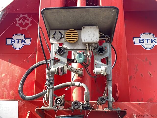 Low Bed Semi-trailer ROBUSTE KAISER S3302A