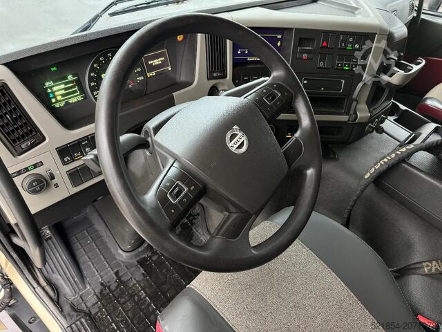 Loading platform Volvo FM 11.330 4x2, Flatbed-truck with 18t/m Crane, ...