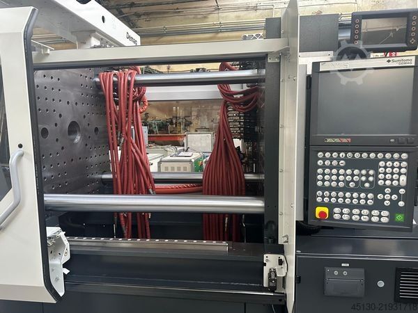 Mașină de turnat prin injecție Sumitomo Demag Systec 350/720-2300