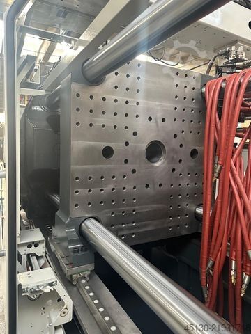 Mașină de turnat prin injecție Sumitomo Demag Systec 350/720-2300