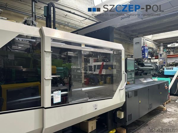 Mașină de turnat prin injecție Sumitomo Demag Systec 350/720-2300 / Pro