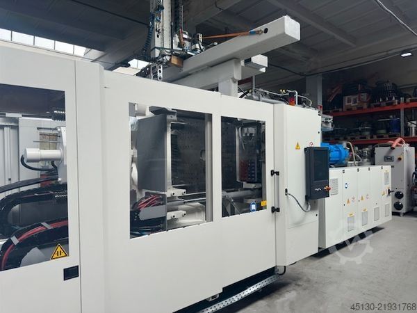 Spritzgießmaschine Krauss Maffei KM 250-2000 CX Blue Power