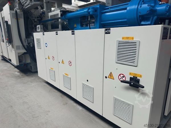 Spritzgießmaschine Krauss Maffei KM 250-2000 CX Blue Power