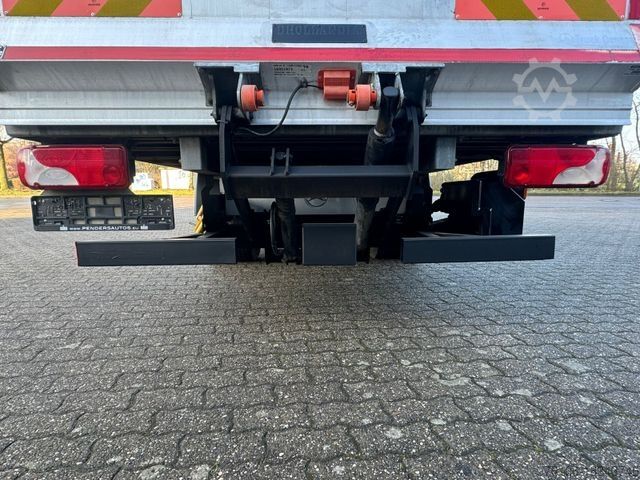 Vrachtwagen met bakwagen MERCEDES-BENZ Sprinter 516 CDI Koffer mit Ladebordwand *L 4,80