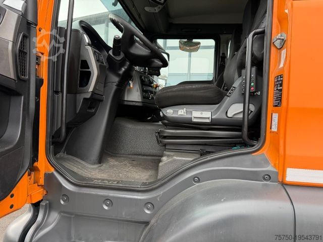 Teherautó alváz MAN TGS 32.360 8x2 Fahrgestell- 4 Achser