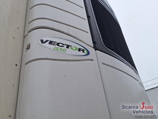 Refrigerator body van Scania R 420 LB6x2MNB Analog Tacho Rohrbahnen Komplettzug