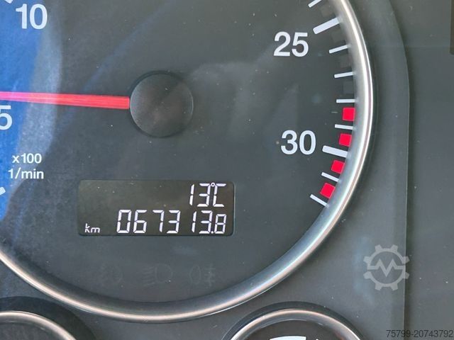 Autolaadkraan MAN 26.320+Böcker Dachdeckerkran AK46/6000+Seilwinde