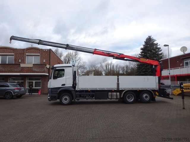 Vrachtauto met open laadbak MERCEDES-BENZ 2648 Baustoffpritsche + PK 23001 TEC3 Kran