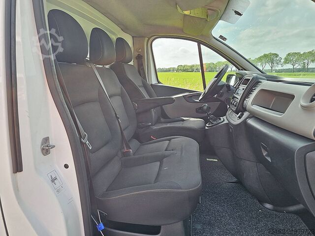 Kombi med högt tak RENAULT TRAFIC 1.6 DCI